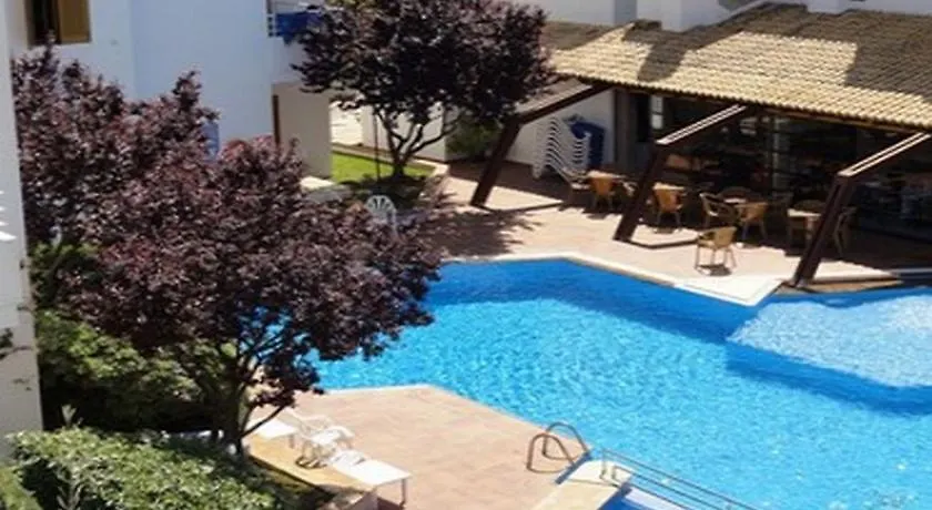 Aparthotel Flora Port de Pollença 3*,
