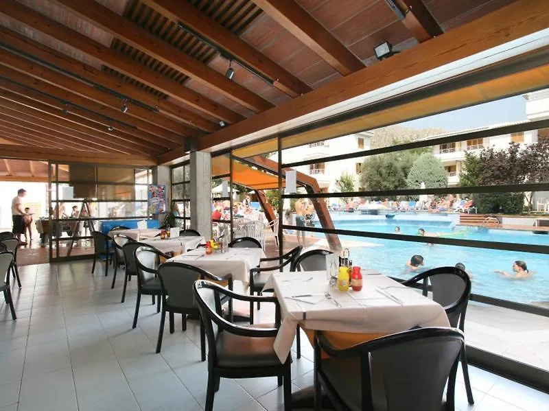 Aparthotel Flora Port de Pollença