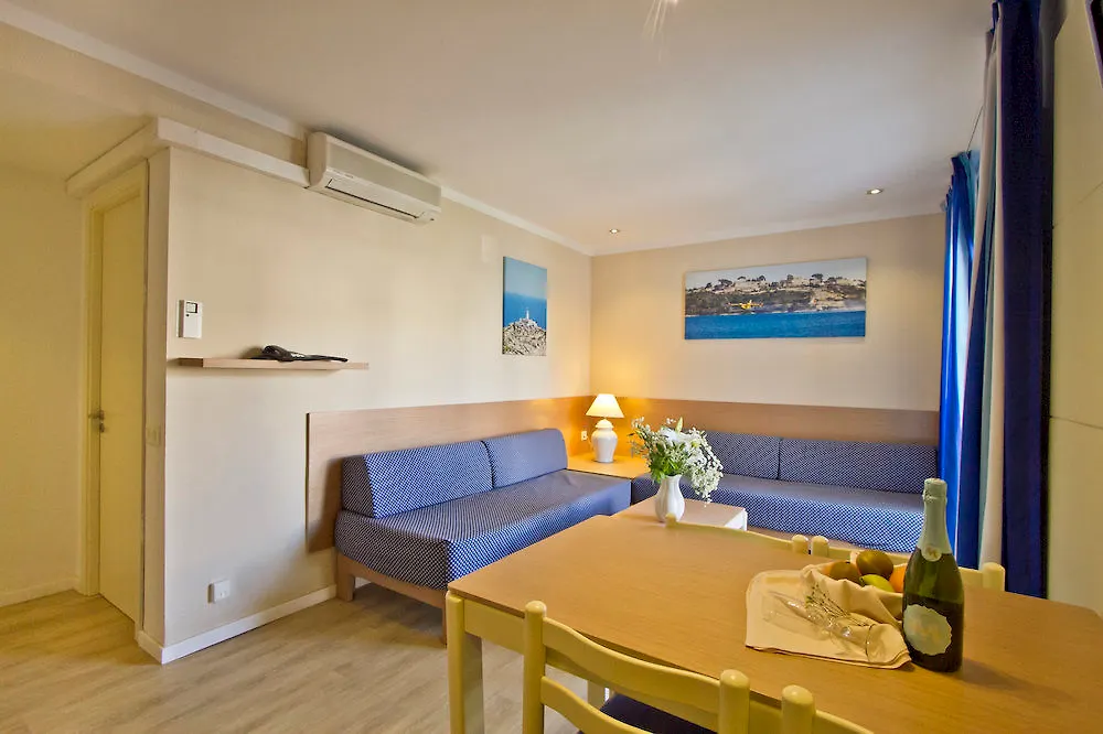 Aparthotel Flora Port de Pollença