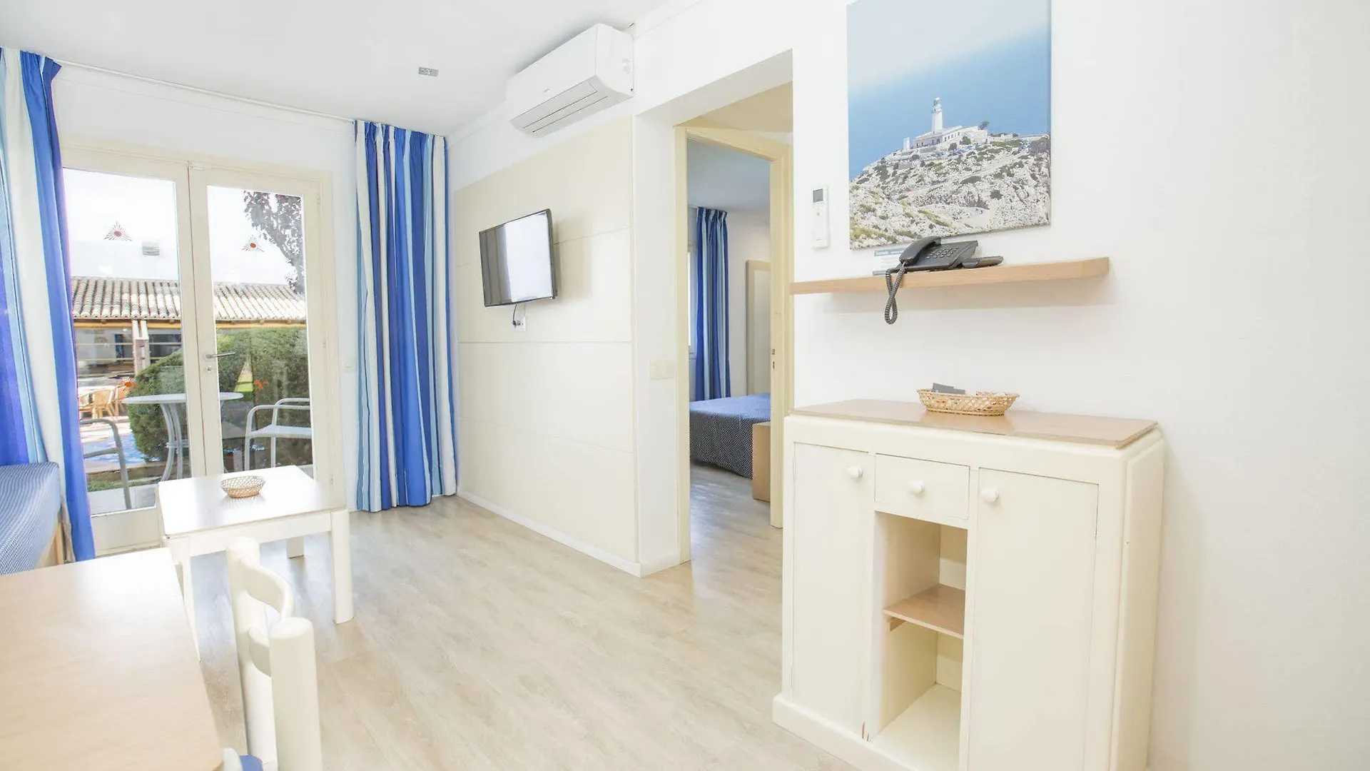 Aparthotel Flora Port de Pollença