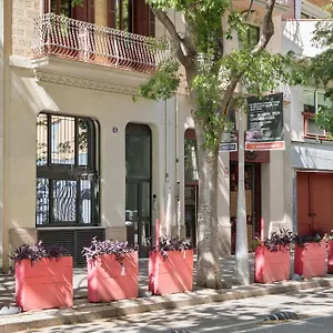 Ola Living Calabria , Barcelona Spain