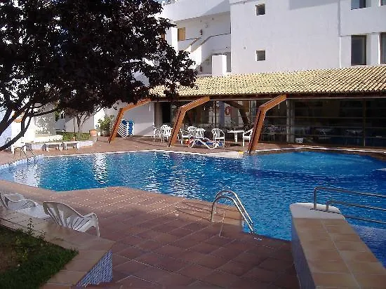 Aparthotel Flora Port de Pollença 3*,